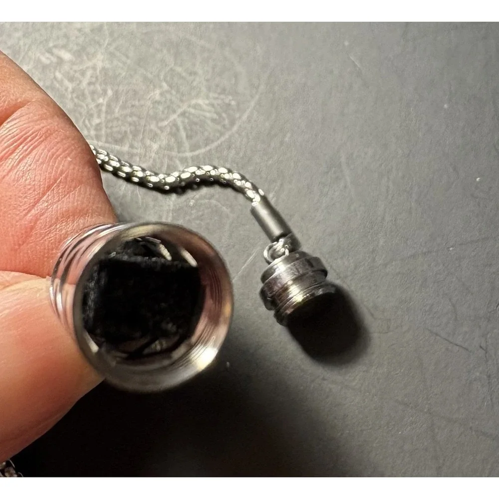 N/A silver tone